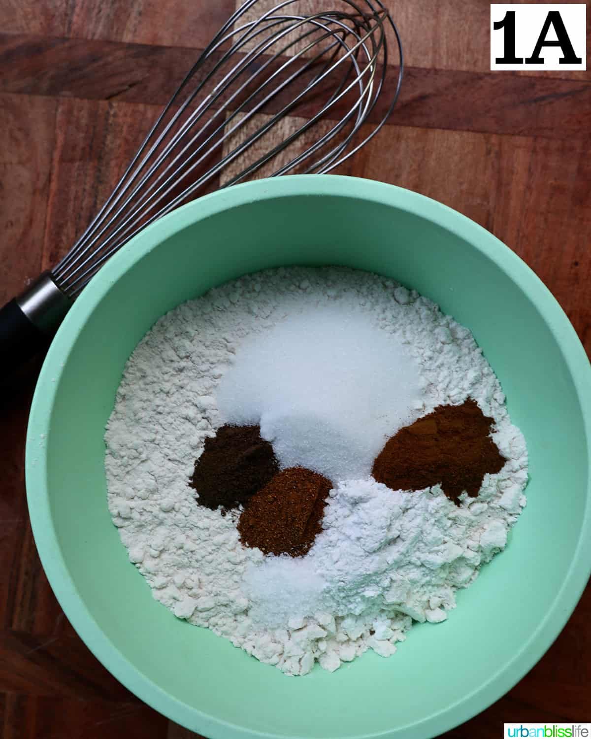dry ingredients to make apple fritter donuts.