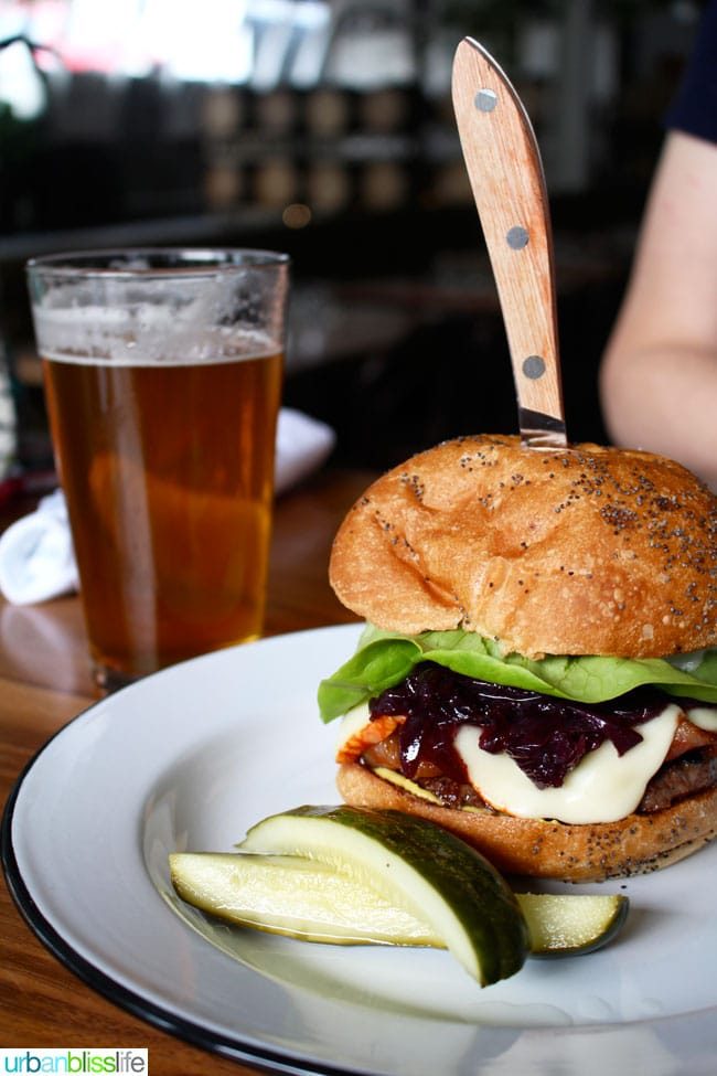 Coopers Hall Burger Portland, Oregon