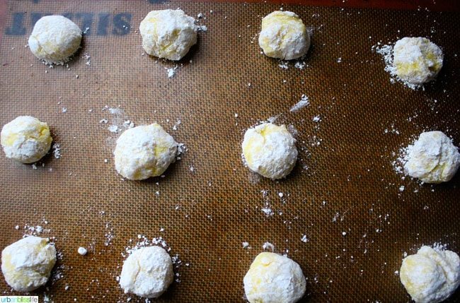 Lemon Crinkle Cookies