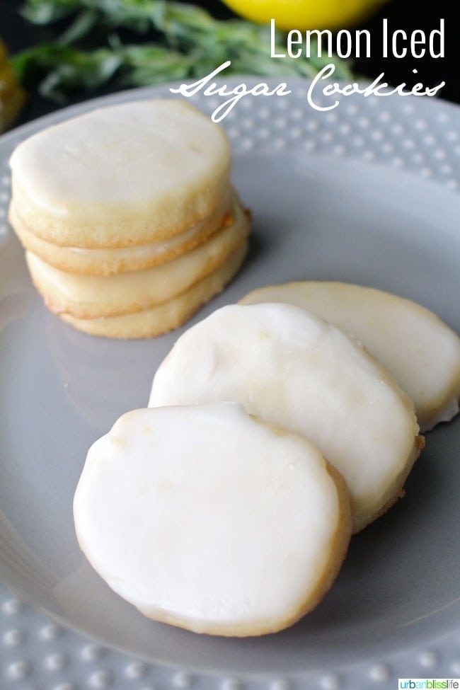 Lemon Iced Sugar Cookies by Felnu