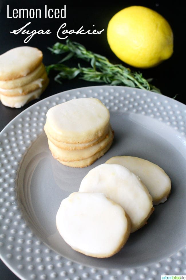 Lemon Iced Sugar Cookies by Felnu