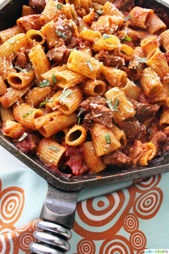 Rigatoni with Italian Sausage is an simple, hearty family dinner recipe perfect for busy weeknights. Find this pasta recipe on http://www.UrbanBlissLife.com