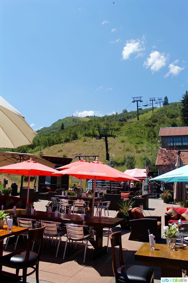 Silver Star Cafe serves casual, tasty breakfast, lunch, and dinner with simple access to ski lifts, hiking trails, and mountain biking trails in Park City, Utah. Full restaurant review on UrbanBlissLife.com