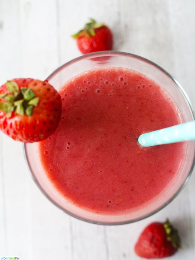 Summer's End Dairy Free Strawberry Smoothie on UrbanBlissLife.com