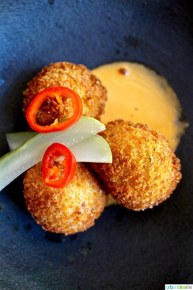 Tupelo restaurant crab fritters
