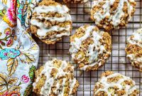 Vegan Cinnamon Streusel Muffins