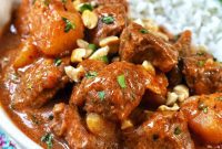Slow Cooker Massaman Beef Curry