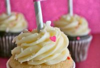 Love-Themed Party Bunting