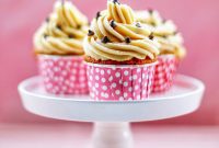 Chocolate Chip Cookie Dough Dream Cupcakes