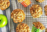 Cinnamon Apple Crumble Muffins