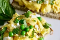 Elevated Scrambled Eggs: Toast, Peas & Feta Delight