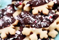 Peppermint Chocolate Shortbread Delights