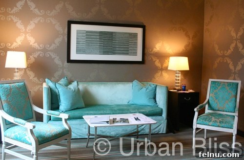 featured 3702