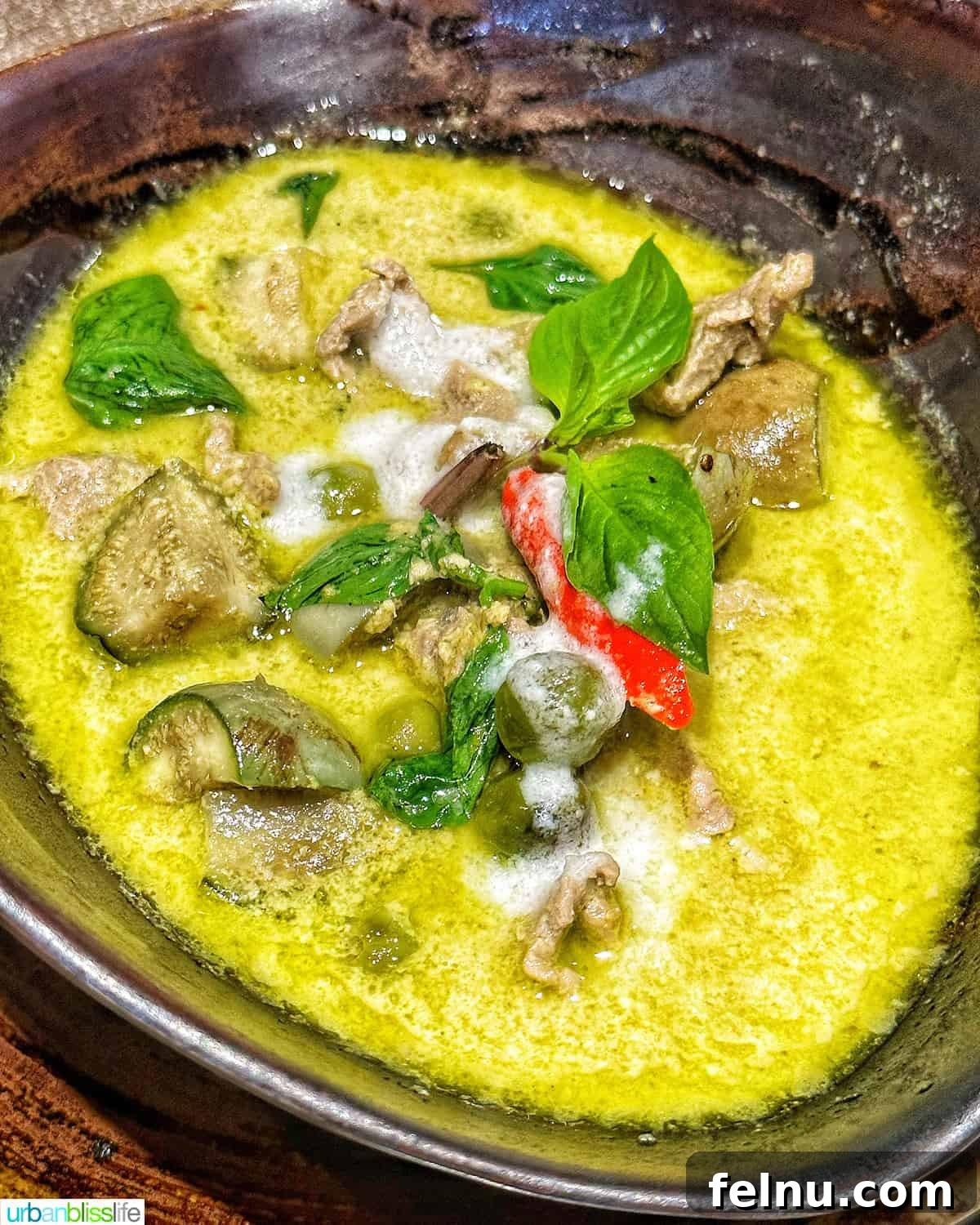 Must-Try Thai Dishes 17 bowl of Thai green curry.