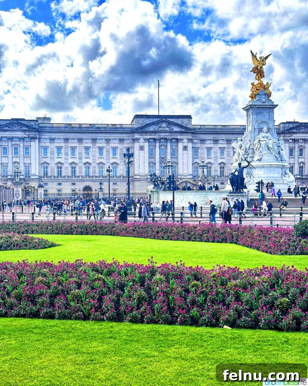 Unlocking London A Five-Day Journey 55 buckingham palace