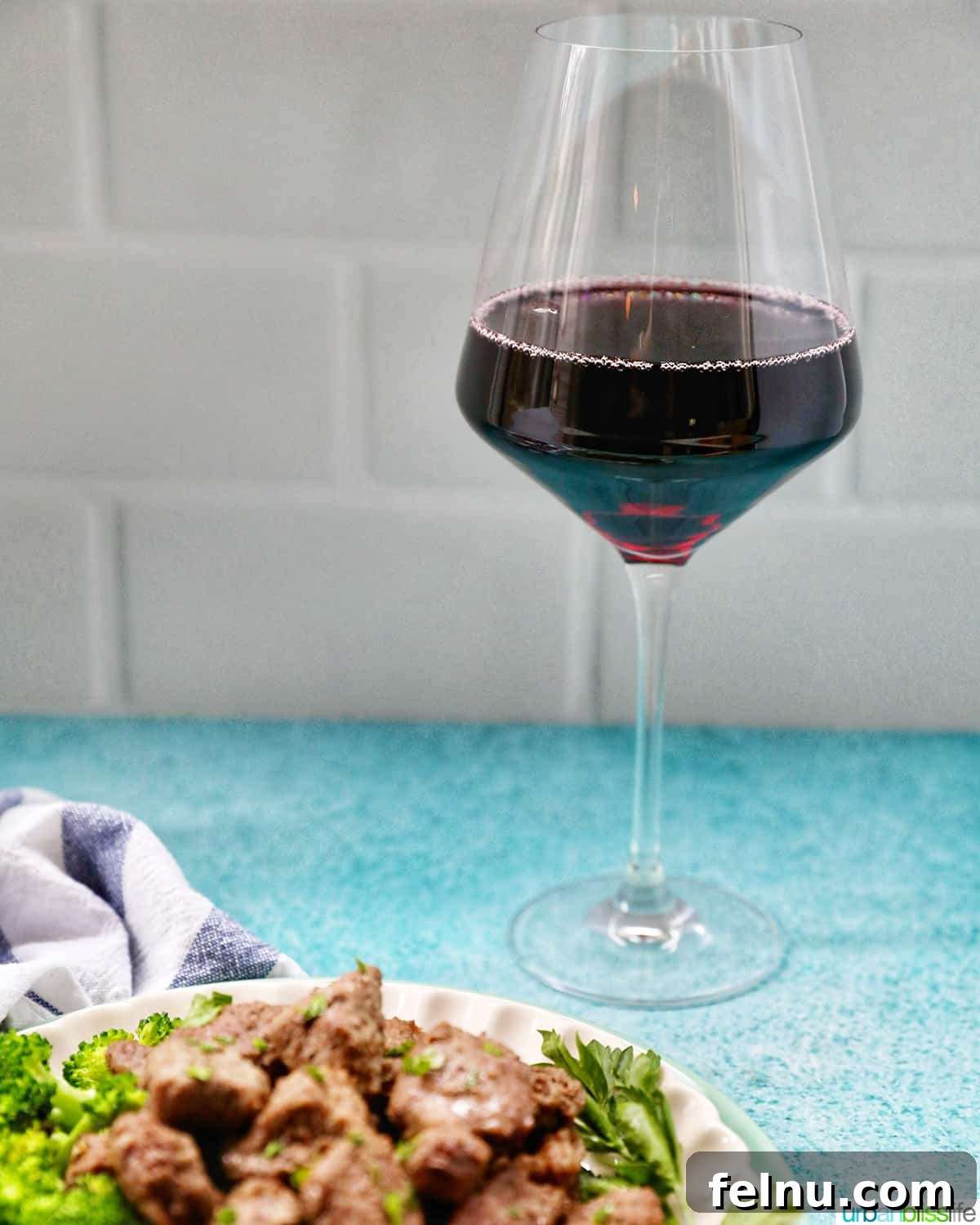 Steak Bites on Toasted Bread 20 Air fryer steak bites with wine glass