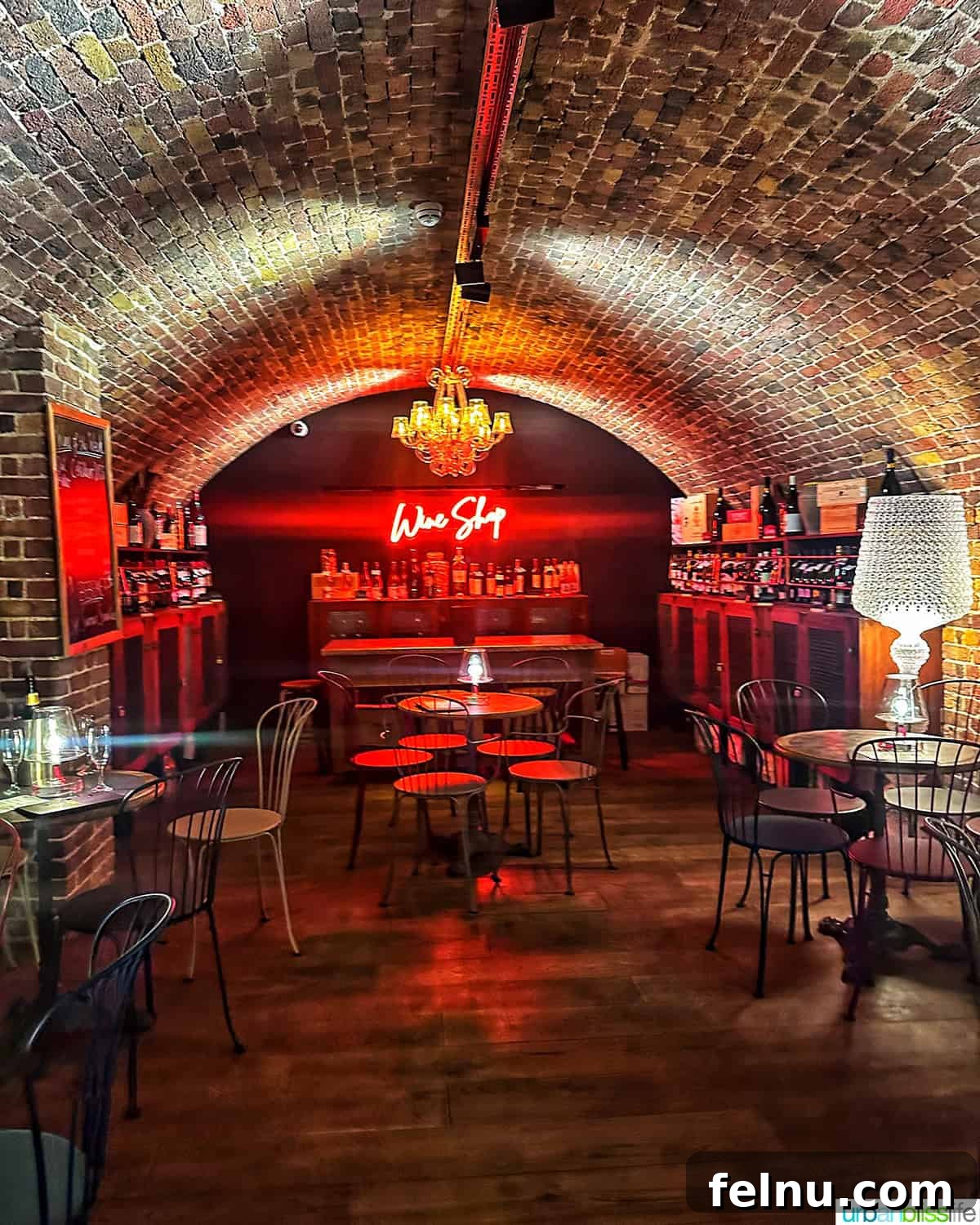 London's Culinary Gems 24 Another view of the impressive interior of Mercato Mayfair, highlighting its architectural beauty and bustling food stalls.