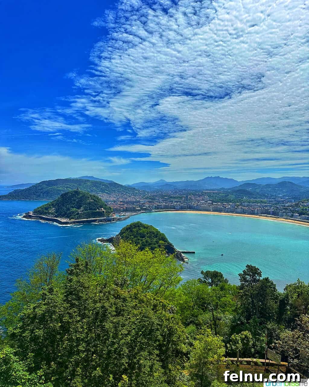 Top Experiences in San Sebastian 11 Breathtaking view of San Sebastian cityscape from Monte Igueldo, Spain