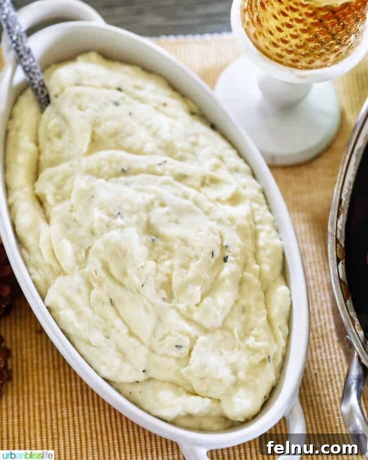 Instant Pot Garlic Mashed Potatoes
