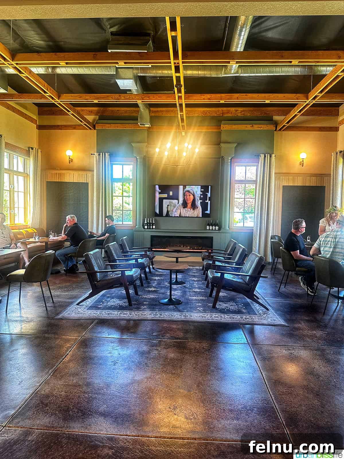 Lytle-Barnett & Aubaine Vintners Lounge 2 The luxurious and inviting interior of the Lytle-Barnett and Aubaine wine tasting room in Dundee, Oregon, showcasing elegant decor and ample seating.