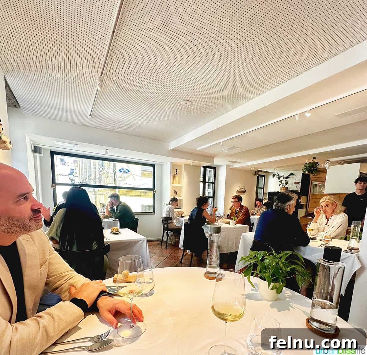 Kokotxa Restaurant Interior