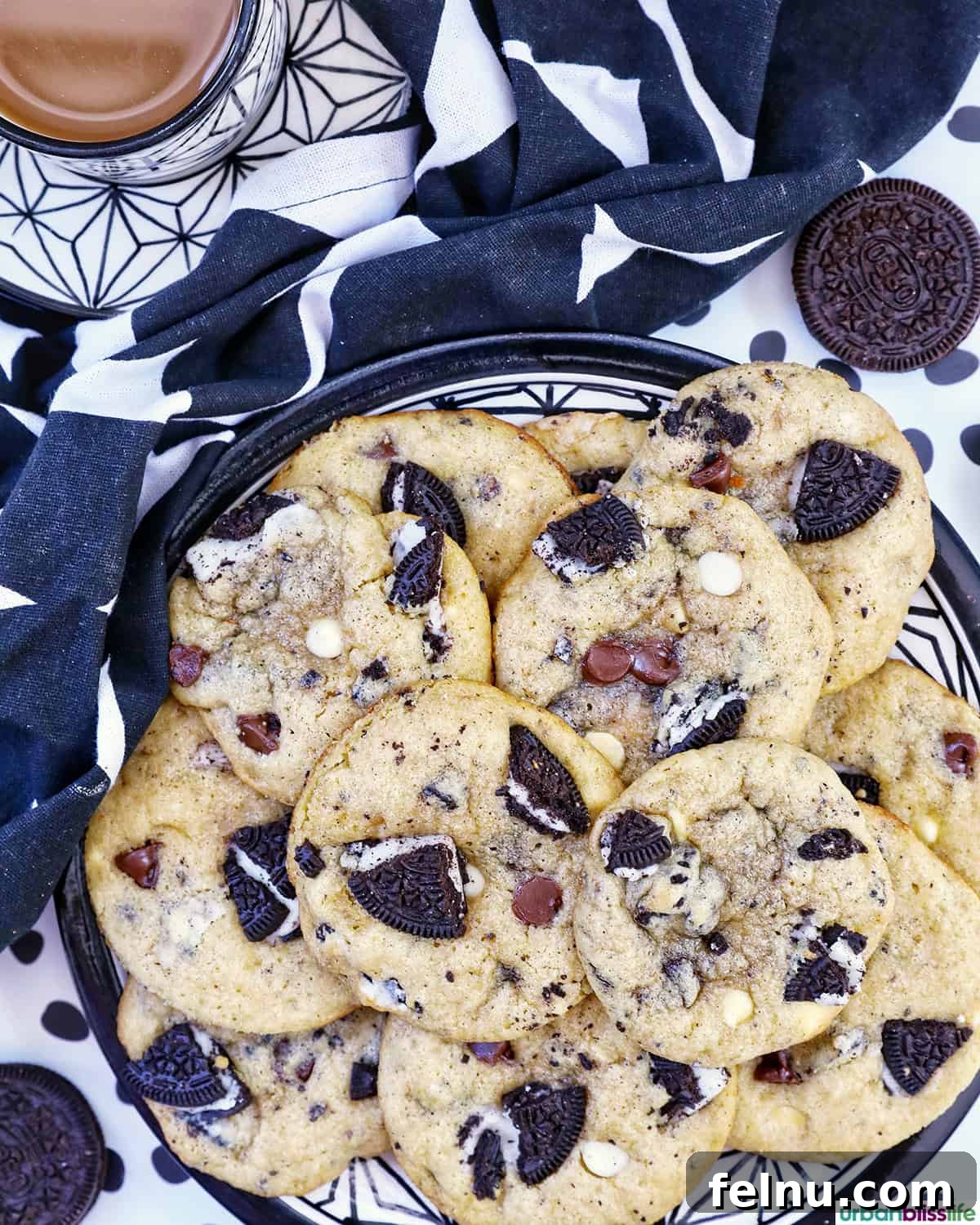 Cookies and Cream Protein Delight 15 Plate of cookies and cream protein powder cookies