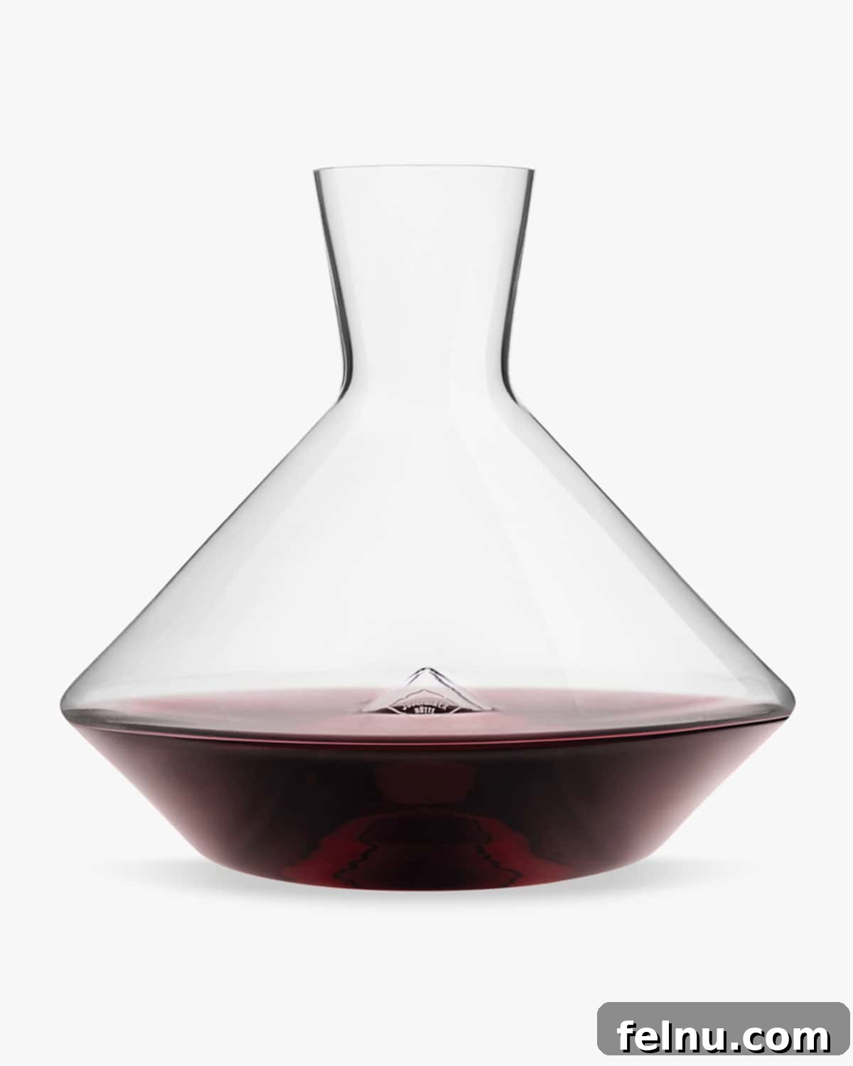 Modern wine decanter