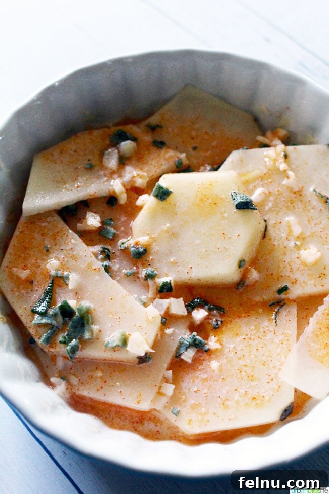 Creamy Scalloped Potatoes Au Gratin