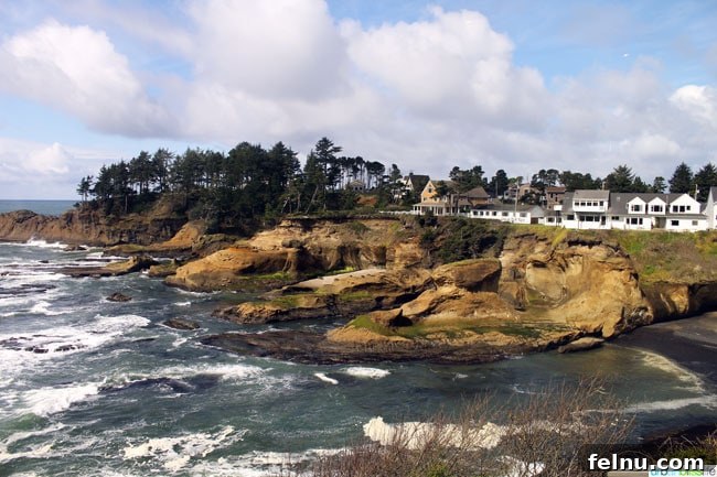Tidal Raves Depoe Bay Oregon Oceanfront Dining 2 Restaurants in Depoe Bay, Oregon: Tidal Raves offers stunning ocean views.