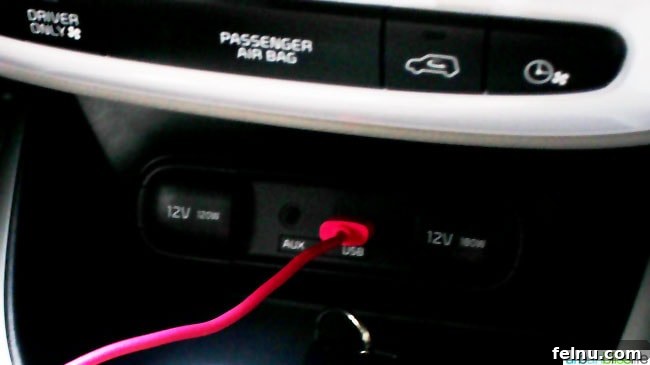 KIA Soul EV Plug-In Personality 8 Kia Soul EV car review on UrbanBlissLife.com