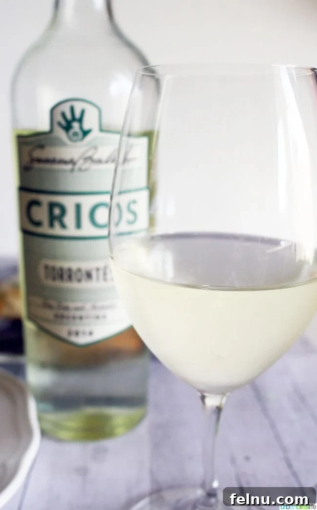 Forest and Ocean Crab Puffs 3 crios white wine