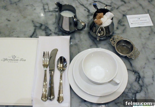 Hotel deLuxe Unveils Exquisite Afternoon Tea 3 Hotel deLuxe Tea in Portland, Oregon on UrbanBlissLife.com