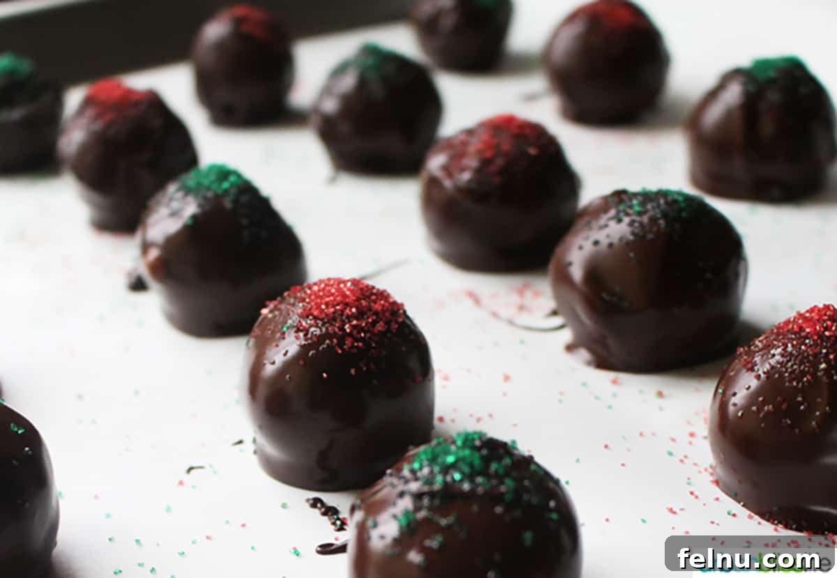 Oreo Dream Bites 3 Chocolate-Covered No-Bake Oreo Balls