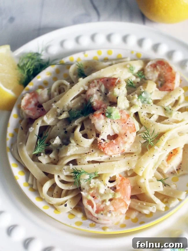 Creamy Avocado Shrimp Fettuccine 3 Close-up of Shrimp Avocado Pasta on a Plate, Showcasing the Creamy Sauce