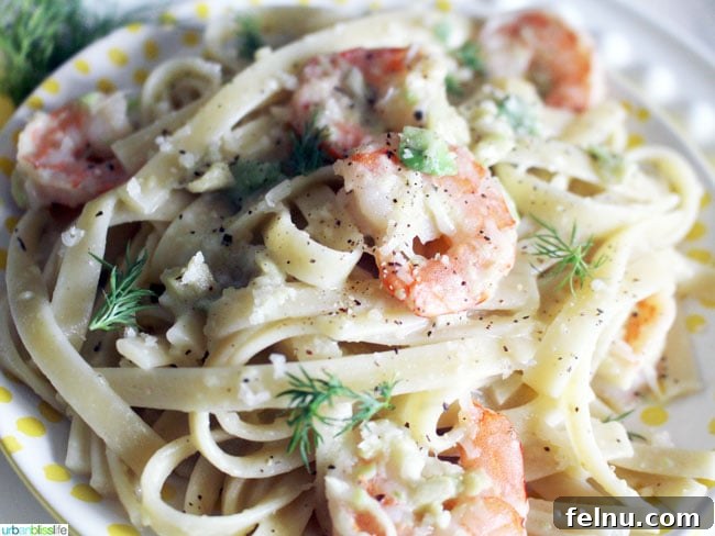 Creamy Avocado Shrimp Fettuccine 4 Shrimp Fettuccine with Creamy Avocado Sauce: A Simple yet Elegant Pasta Dish