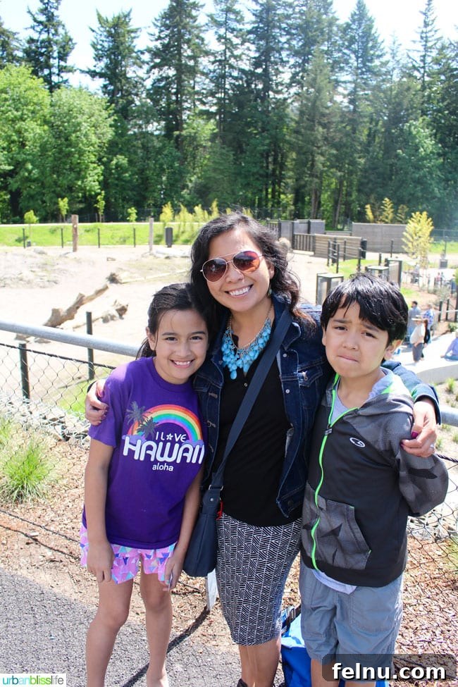 Oregon Zoo Family Fun: Activities for Kids and Adults 5 The Oregon Zoo offers fun for kids of all ages! Travel tips on UrbanBlissLife.com