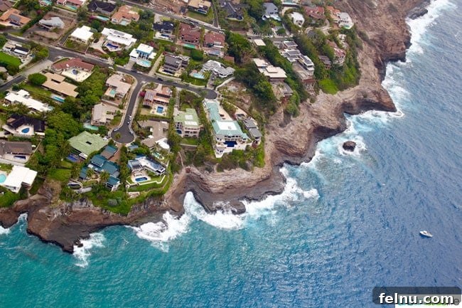 Oahu Helicopter Tour: Doors-Off Thrills and Breathtaking Views 15 Oahu Helicopter Tour: Glimpses of Paradise from Above