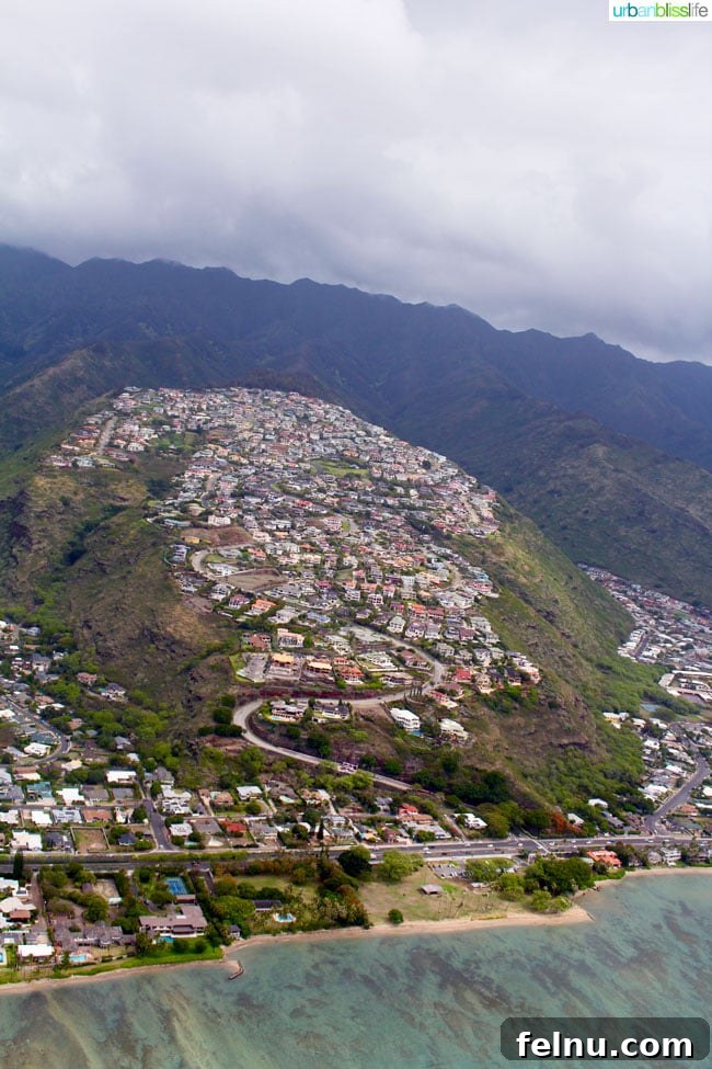 Oahu Helicopter Tour: Doors-Off Thrills and Breathtaking Views 18 City and Mountain Views: An Oahu Helicopter Tour Combo