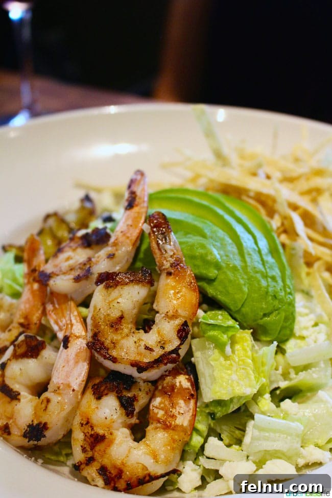 Yakima'da Yemek Yenecek Yerler, Washington: Cowiche Kanyonu Cowiche Canyon Culinary Delights: A Yakima Dining Guide 11 Grilled Prawns and Avocado Salad: A Refreshing and Light Option