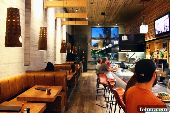 Yakima'da Yemek Yenecek Yerler, Washington: Cowiche Kanyonu Cowiche Canyon Culinary Delights: A Yakima Dining Guide 13 The Icehouse Bar at Cowiche Canyon: Specialty Cocktails and More