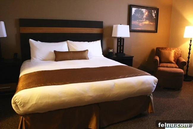 Hotel Maison in Yakima Valley: A Boutique Wine Country Escape 12 King Bed at Hotel Maison in Yakima: A Comfortable Retreat