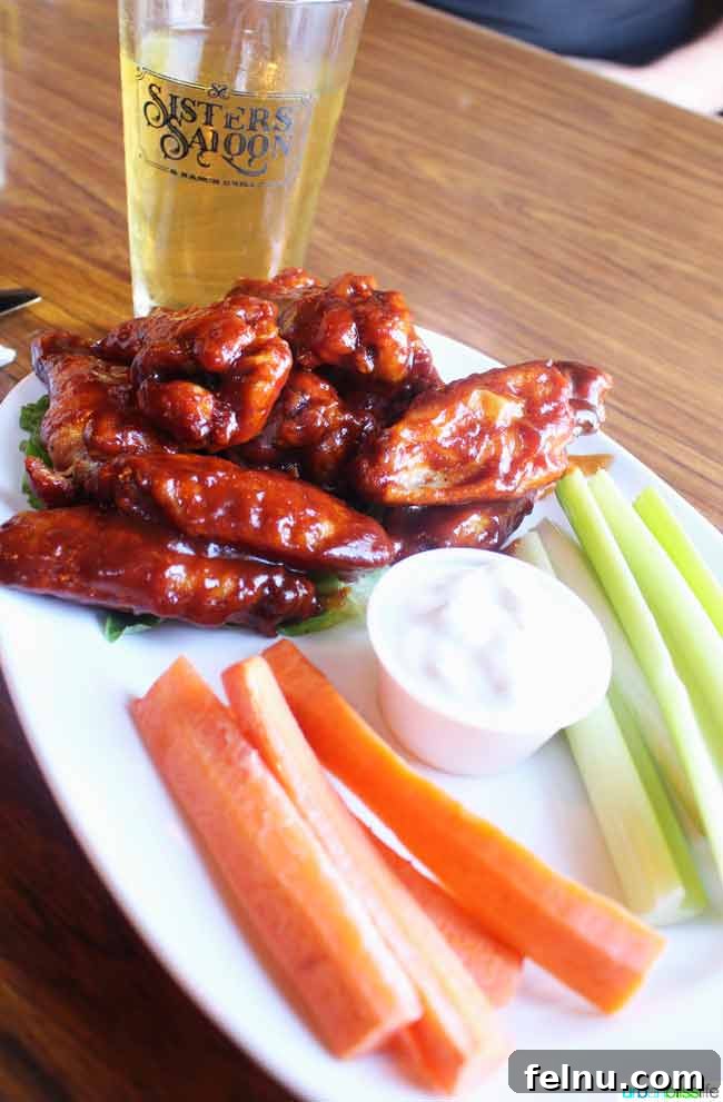Sisters Saloon, Oregon: A Taste of the Wild West 8 Chicken wings at Sisters Saloon