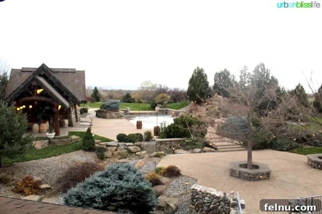 Basel Cellars (Kapalı) Defunct Wineries: Basel Cellars 14 Outdoor Area at Yellowhawk Resort