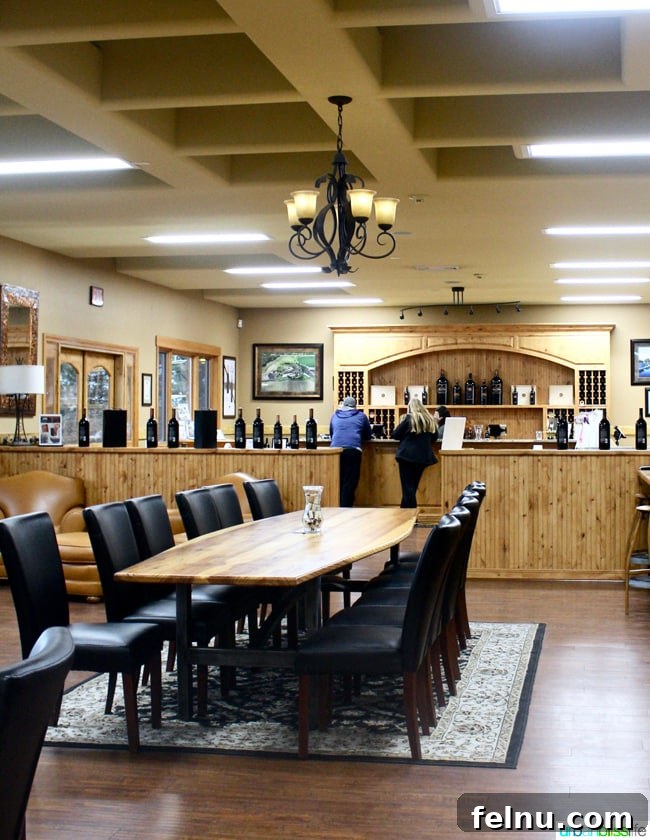 Basel Cellars (Kapalı) Defunct Wineries: Basel Cellars 17 Tasting Room at Yellowhawk Resort