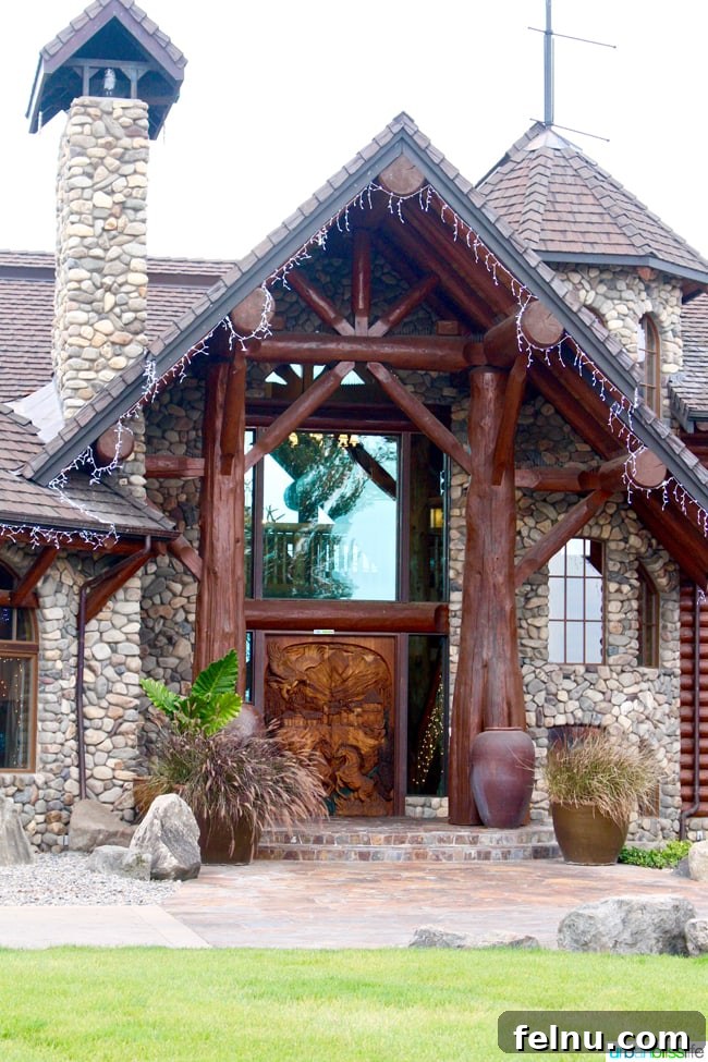 Basel Cellars (Kapalı) Defunct Wineries: Basel Cellars 5 Exterior of the Estate House at Yellowhawk Resort