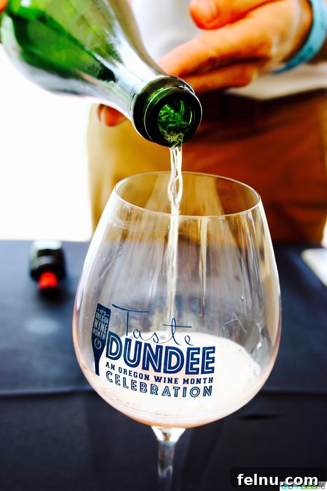 Sip Savor Explore Oregon Wine Month 6 Taste-Dundee-Oregon-Bubbly-Pour