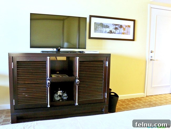 Sheraton Kauai Resort: Your Oceanfront Hawaiian Paradise 12 Sheraton Kauai Resort - Modern Room Amenities