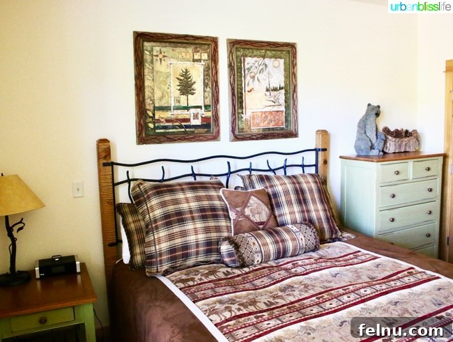 Aşağıdaki potansiyel özgün başlık: Family Getaway: Top 5 Tips for Booking the Perfect Vacation Rental 7 Second bedroom in a vacation rental