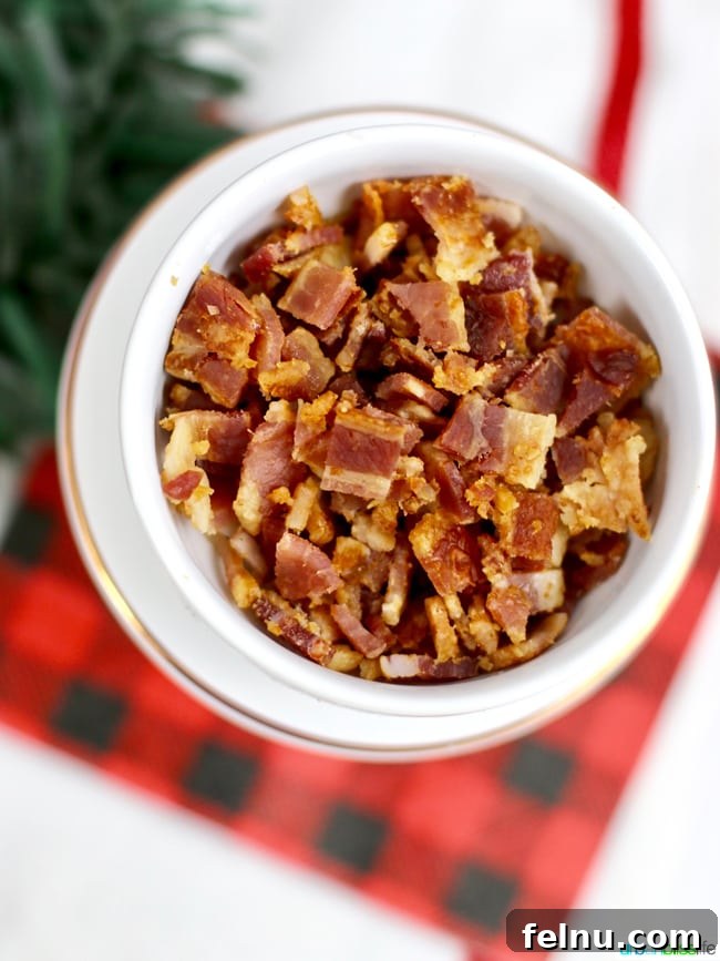 Sizzling Bacon Bars for Brunch Bliss 6 A bowl of perfectly cooked, crispy bacon crumbles ready for a brunch bar