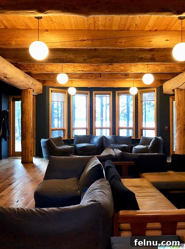 The Suttle Lodge: A Tranquil Escape in the Heart of Oregon
Tranquil Hideaway: The Suttle Lodge Experience 7 Lobby lounge area at Suttle Lodge in Sisters, Oregon